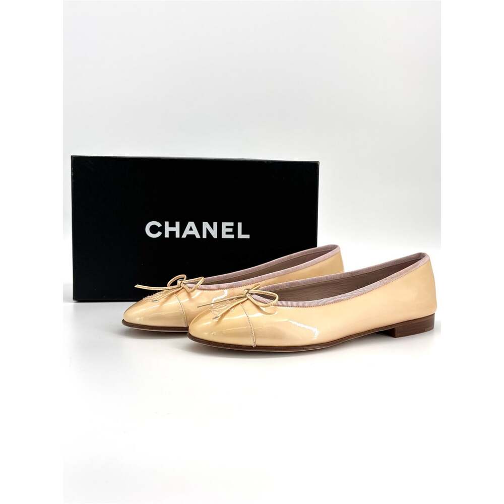 Chanel Vintage Lagerfeld CC Logo Bow Cap Toe Patent Leather Ballet Flats 38.5 - Picture 2 of 15